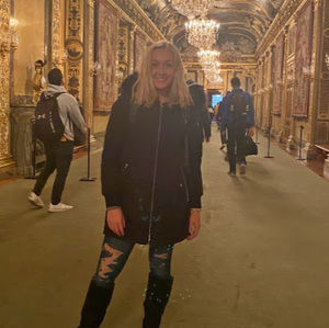 Meet your Posher, Lexie